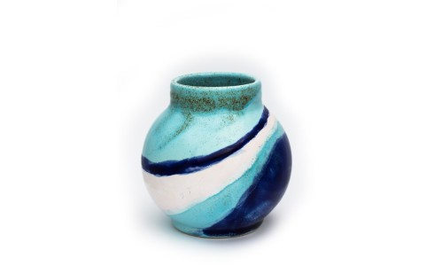 Kis gömb váza nyakkal, kék-fehér
